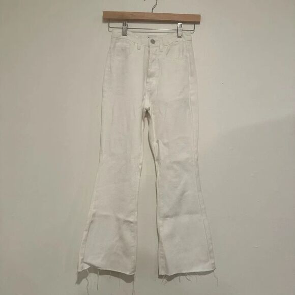 Princess Polly Women’s Button Fly Flare High Rise White Jeans Size 0 - Picture 1 of 6